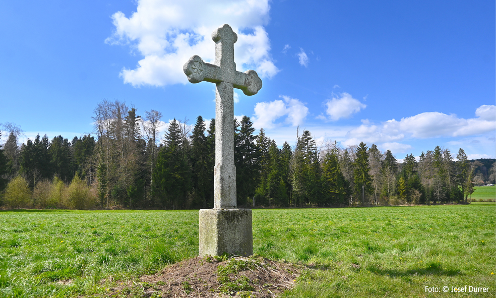 Kreuz Sennenmoos